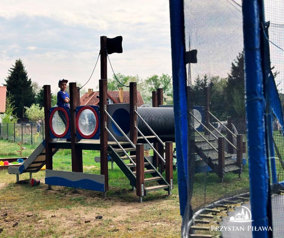 ボルネ・スリノボPrzystan Pilawaアパートメント エクステリア 写真